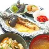 【旬の贅沢】材料3つ!松茸ポテトのホイル焼き♪